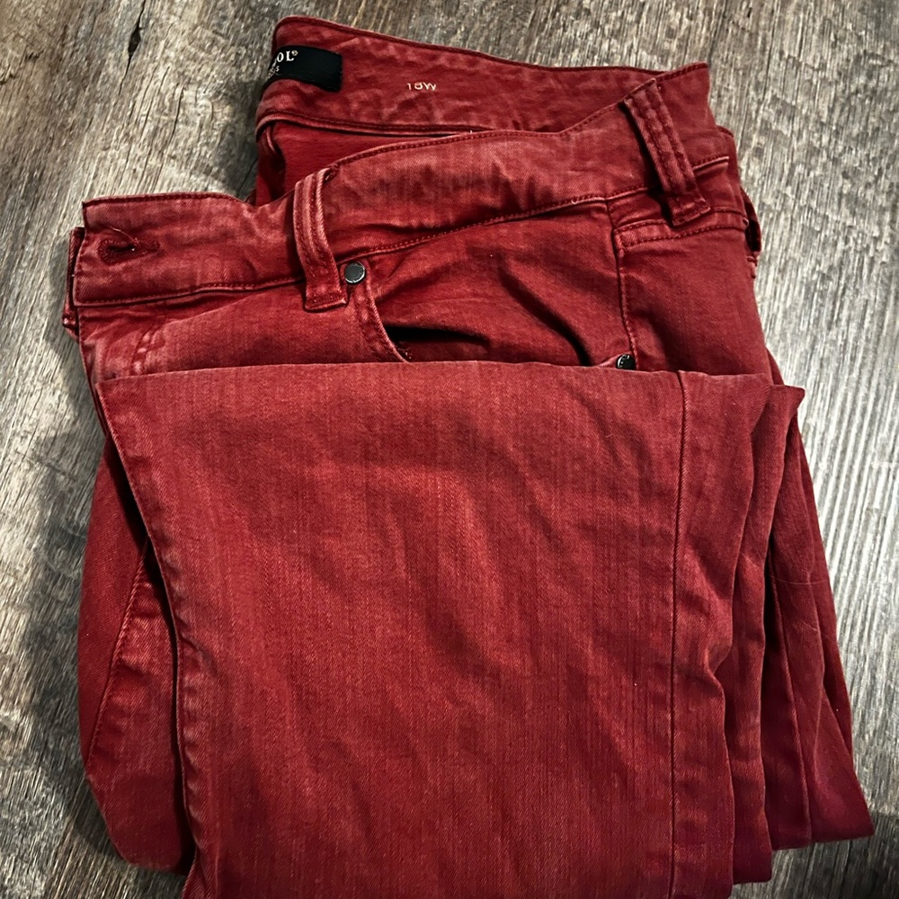 Liverpool Red Jeans. Size 18W high rise ankle